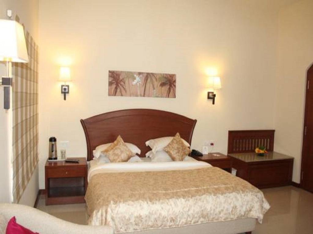 Hotel Palanpur Palace 아부 산 외부 사진