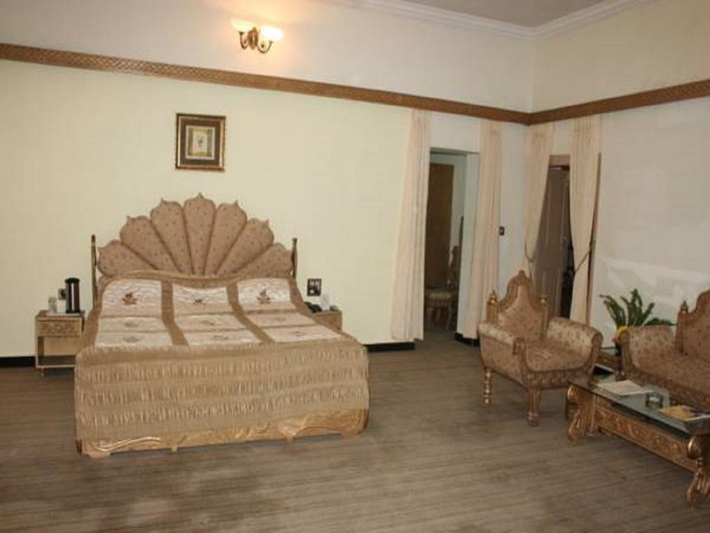 Hotel Palanpur Palace 아부 산 객실 사진