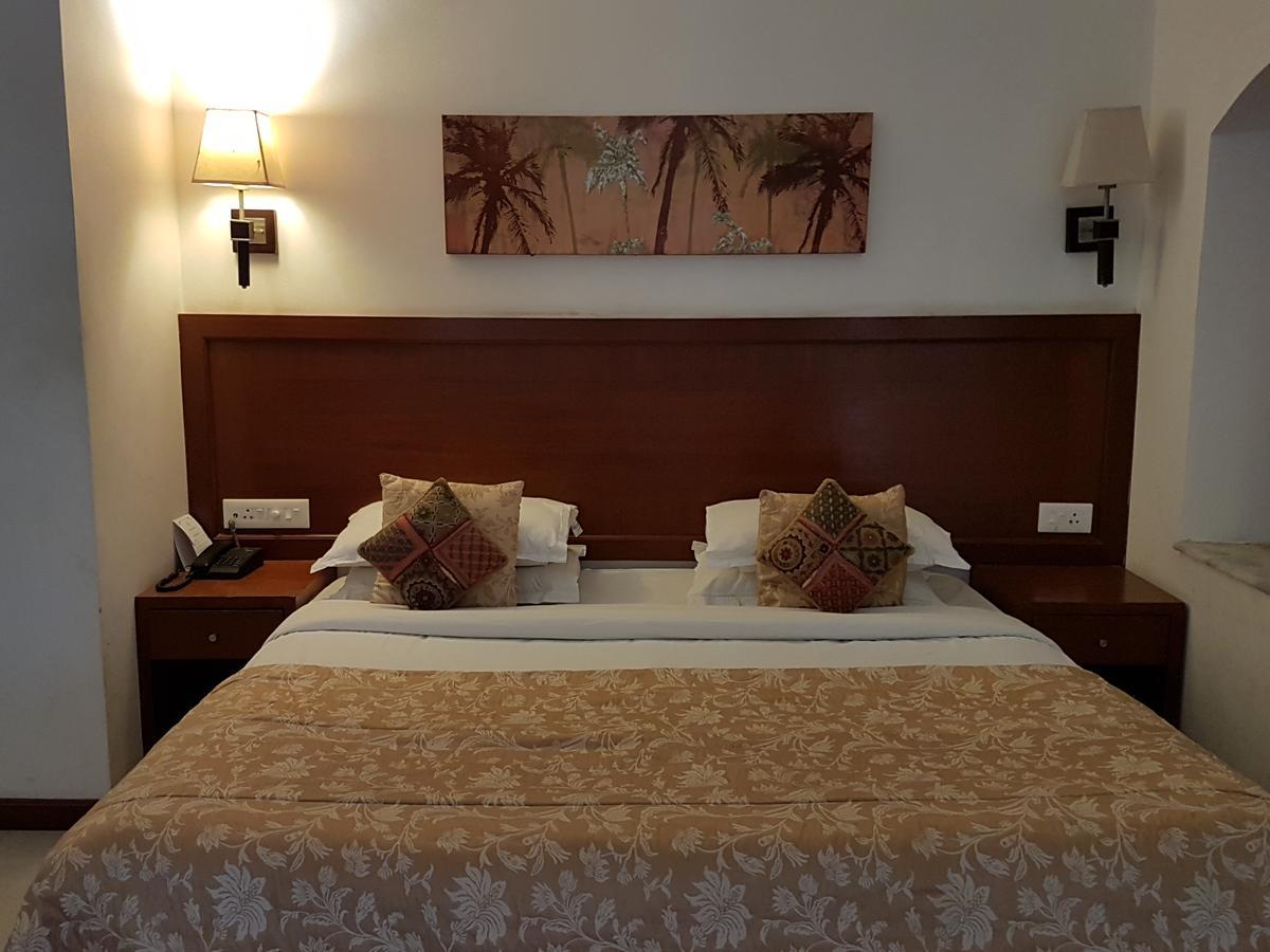 Hotel Palanpur Palace 아부 산 외부 사진